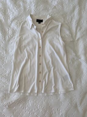 Premise Women’s White Short-Sleeve Button-Down Shirt